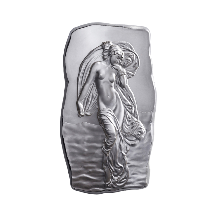 1 kilo silver bar Woman on Water front
