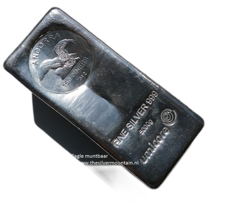 Andorra Eagle 5 kilogram silver munzbarren angle 1