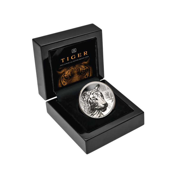 1 oz Lunar Zilveren Munt 2022 perspectief 2