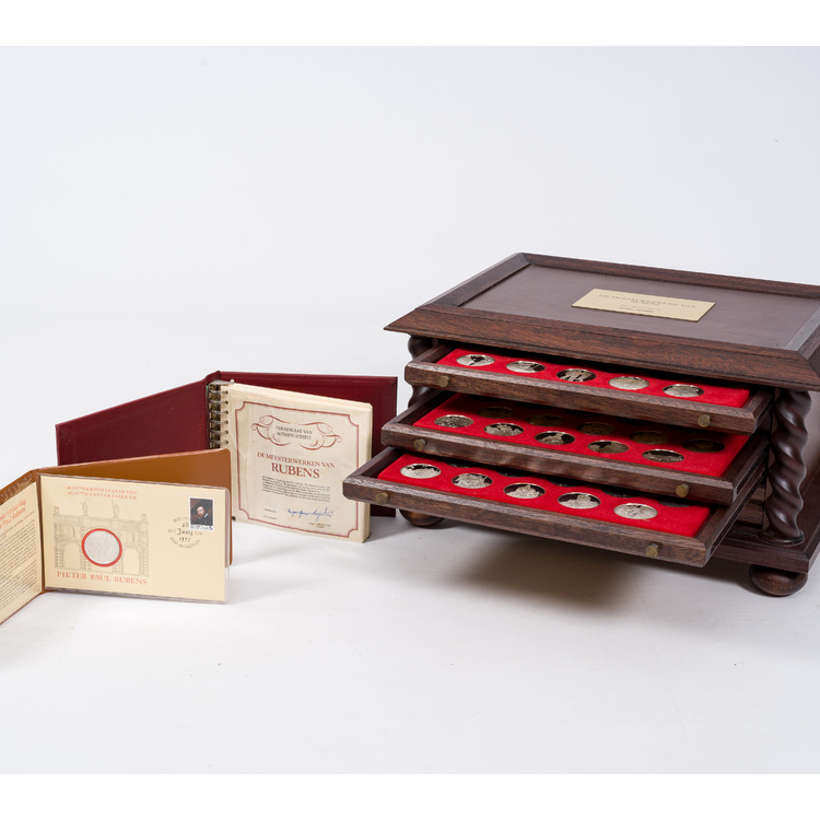 3 kilo Franklin Mint Plata Años Diversions front