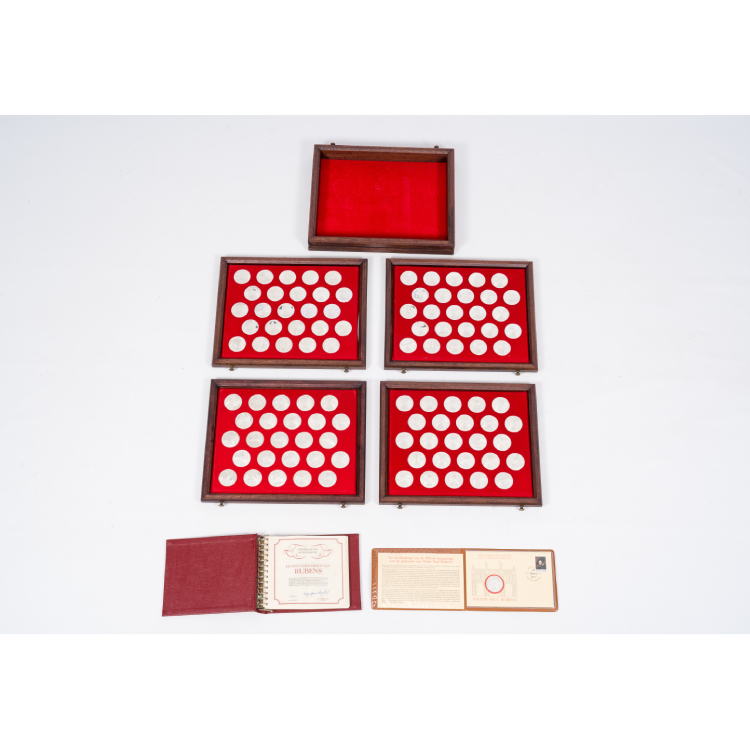 3 kilo Franklin Mint Plata Años Diversions back